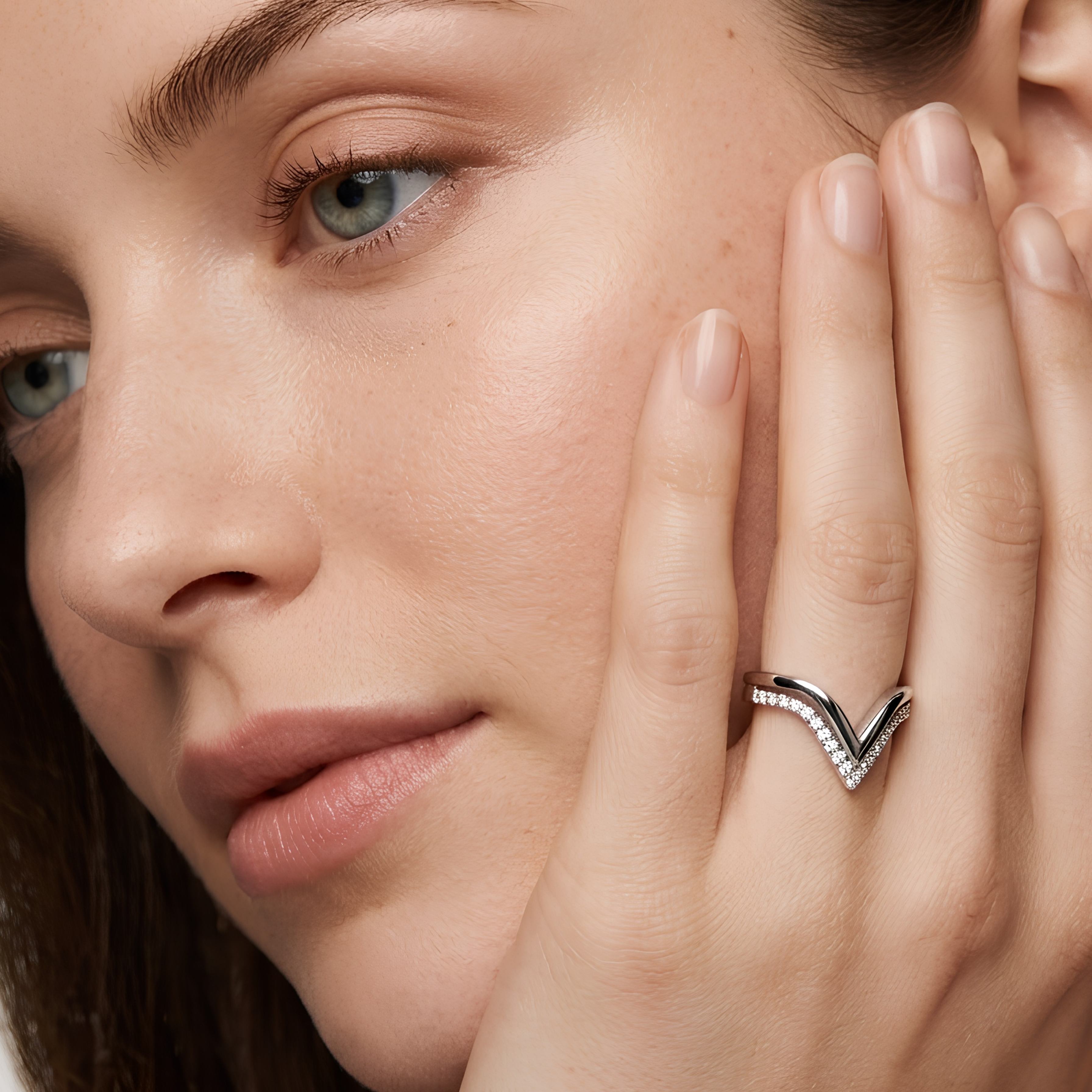 Double V Ring
